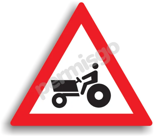 Semnul de circulație „Mașini și utilaje agricole”